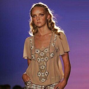 Designer Matthew Williamson Beaded Flounce Sleeve Sea Shell Top b84